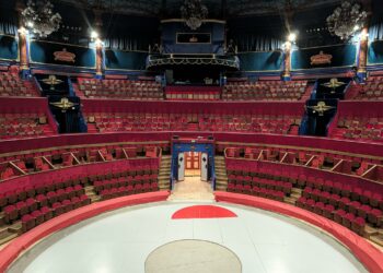 Cirque d'hiver Bouglione OPC